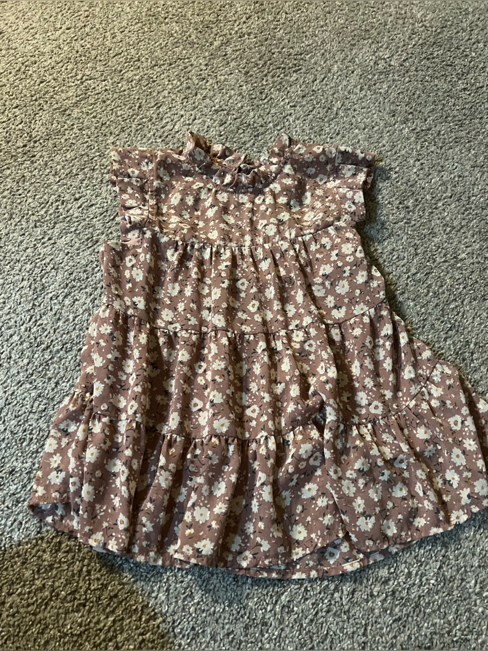 Floral Tiered Ruffle blouse - Mauve with Cream Daisies